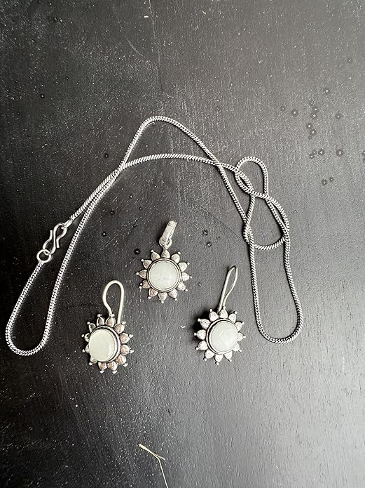 Vintage Style Sun Design Jewelry Set with Moon Stone, Antique Silver Necklace and Earrings, Starburst Pattern - Image 2